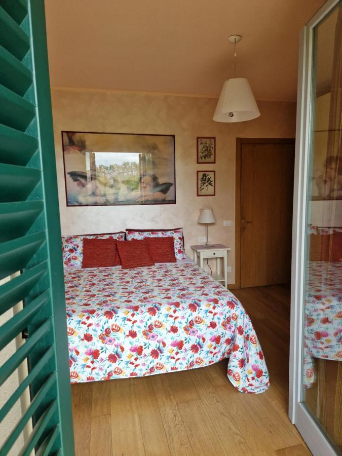 La casina sul lago Arezzo Esterno foto